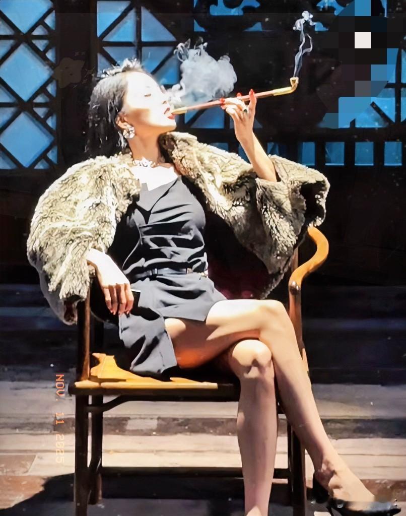 谁能想到《繁花》最精彩的戏码竟在戏外！

腾讯六个亿的投资，

可能因为一段录音