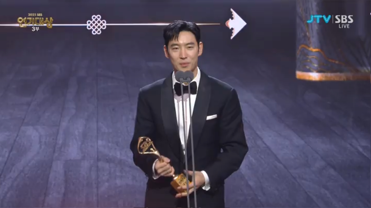2025SBS演技大赏 大赏：李帝勋 《模范出租车3》 