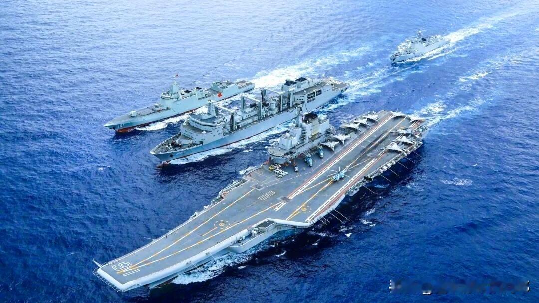 南海硬碰硬！
7国联军刚搭台，解放军航母直接砸场

别以为拉上几个盟友在南海晃一