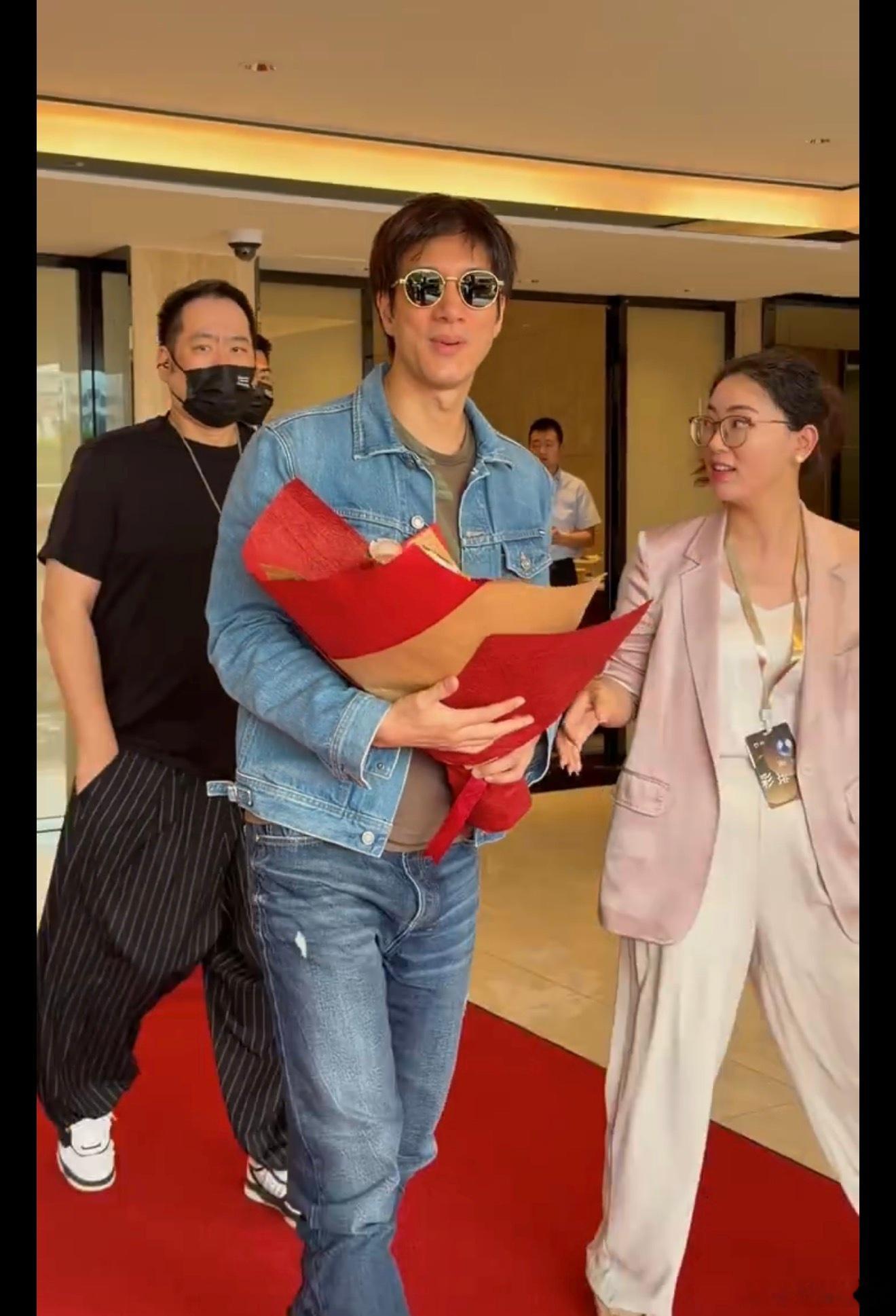王力宏归来，和腾势一起起势～王力宏亮相腾势N9闪充版发布会王力宏腾势汽车品牌全球