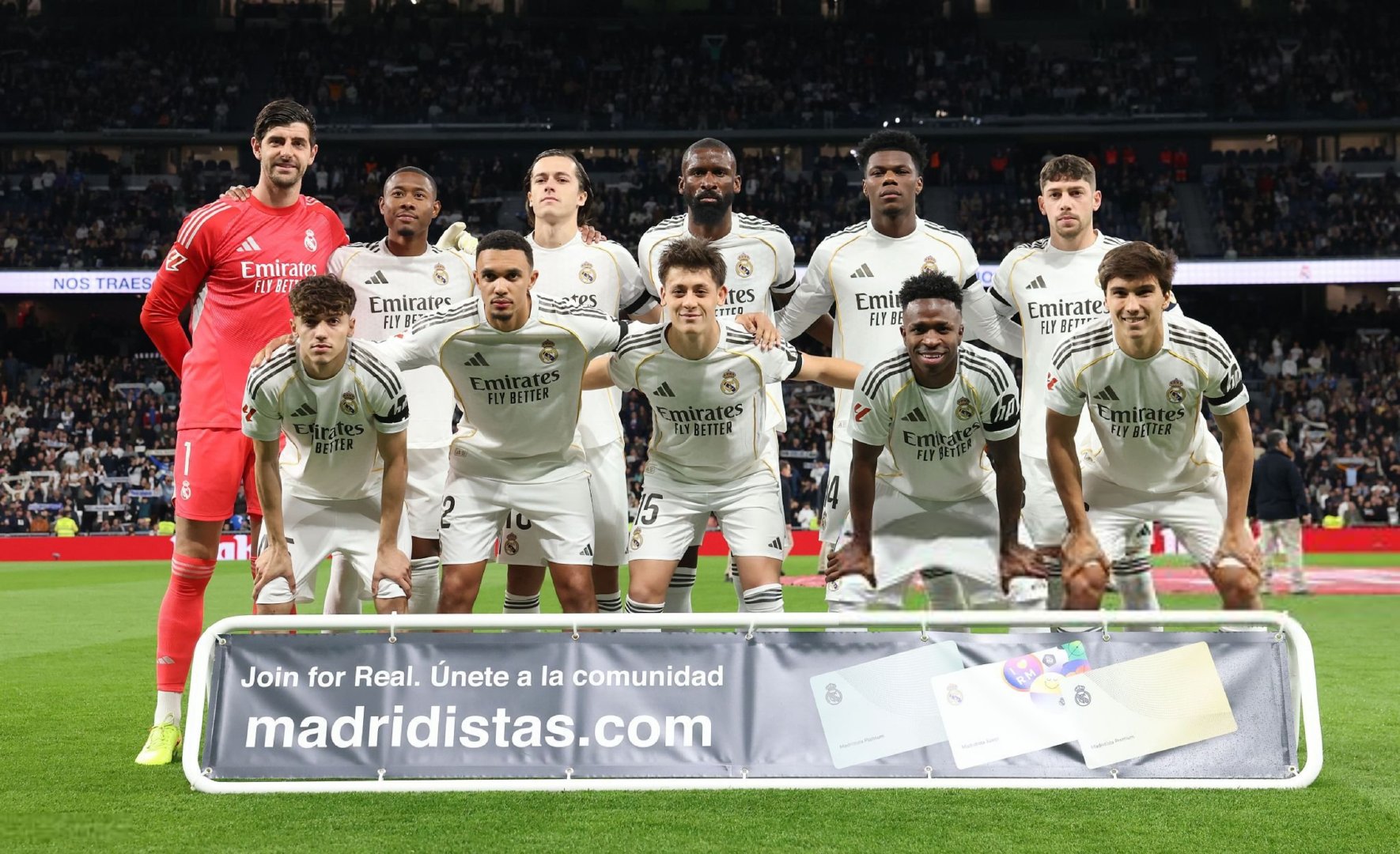 本场比赛首发合影西甲联赛 皇马vs赫塔菲 halamadrid