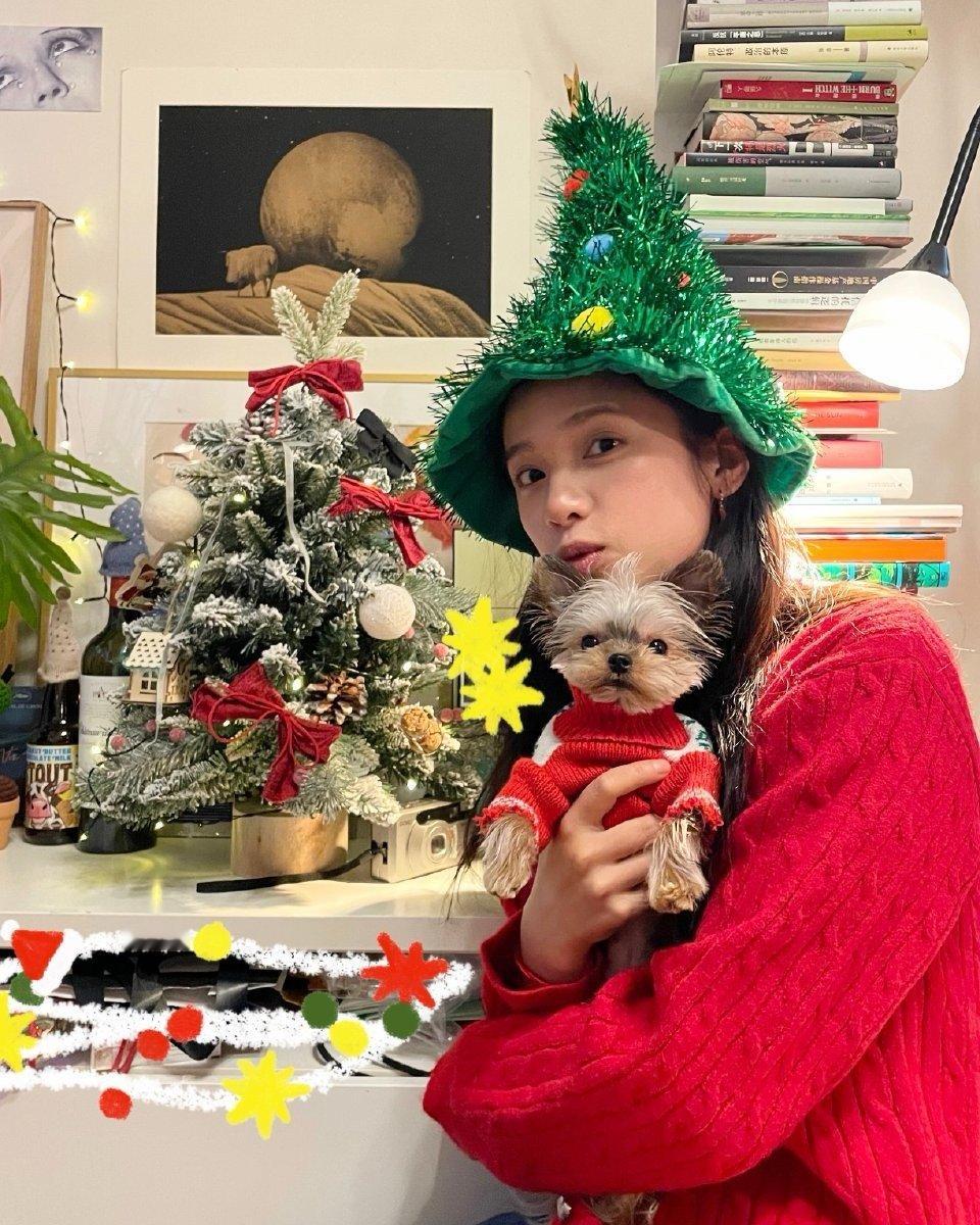 张婧仪[超话]   张婧仪🍎🧸🎄 