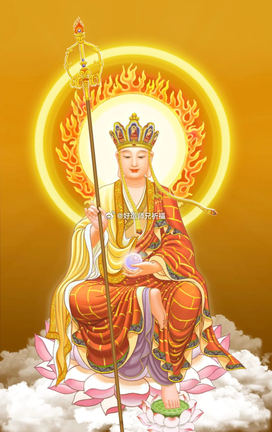 睡前不忘顶礼三拜，出门有神护，无处不吉祥，明日醒来定会有一个吉祥的缘起 