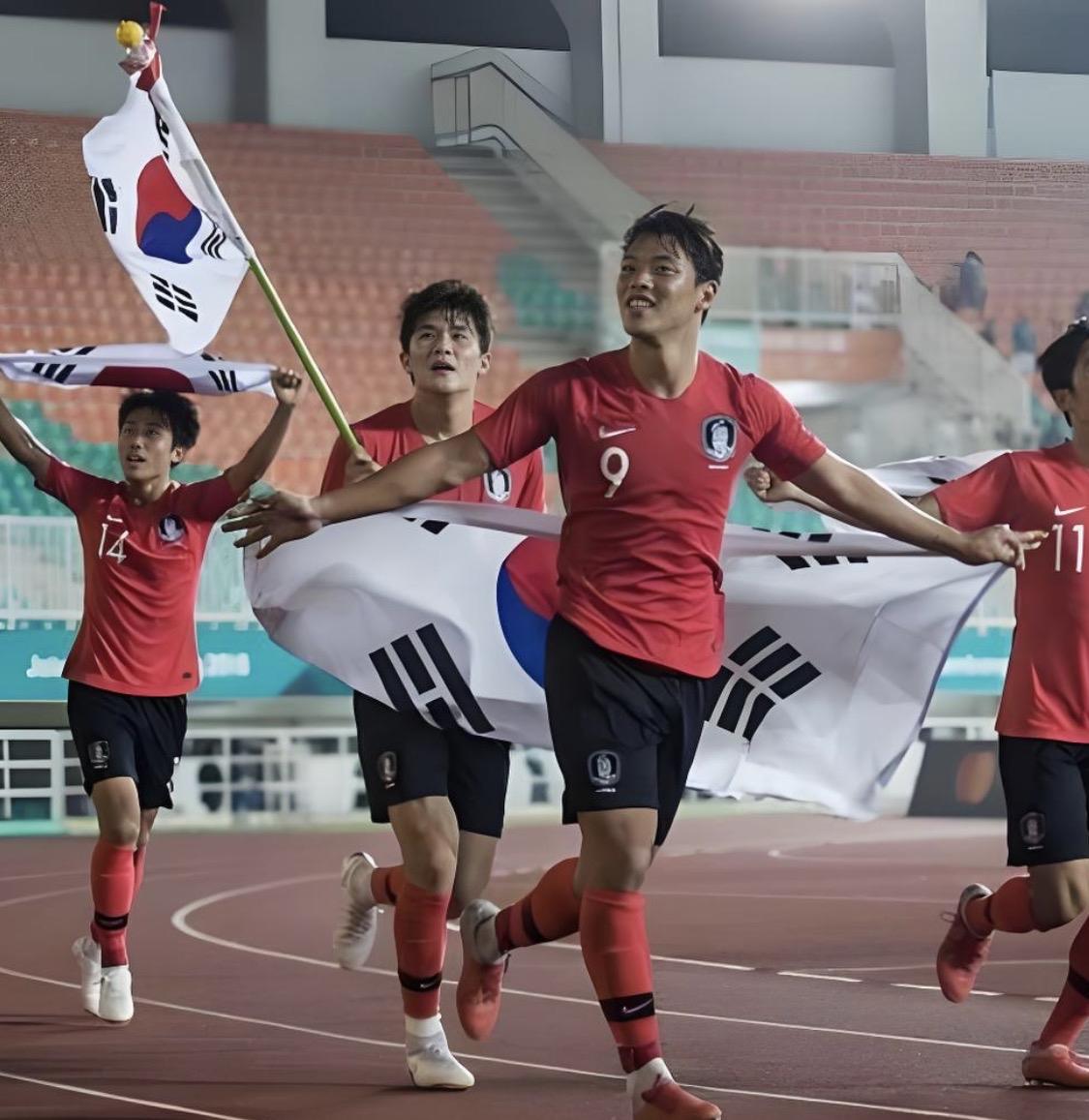 在2026年美加墨世界杯比赛中，亚洲劲旅韩国队以一胜两负积三分位列A组第三，而无
