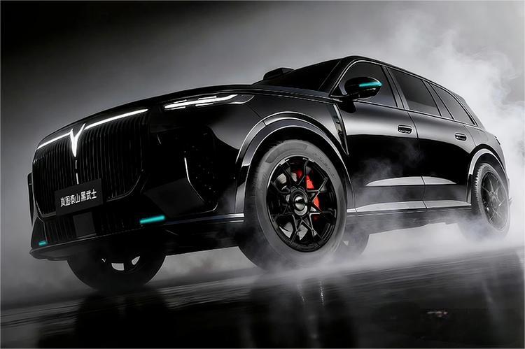 中国首款量产L3级SUV岚图泰山黑武士将于3月正式上市。