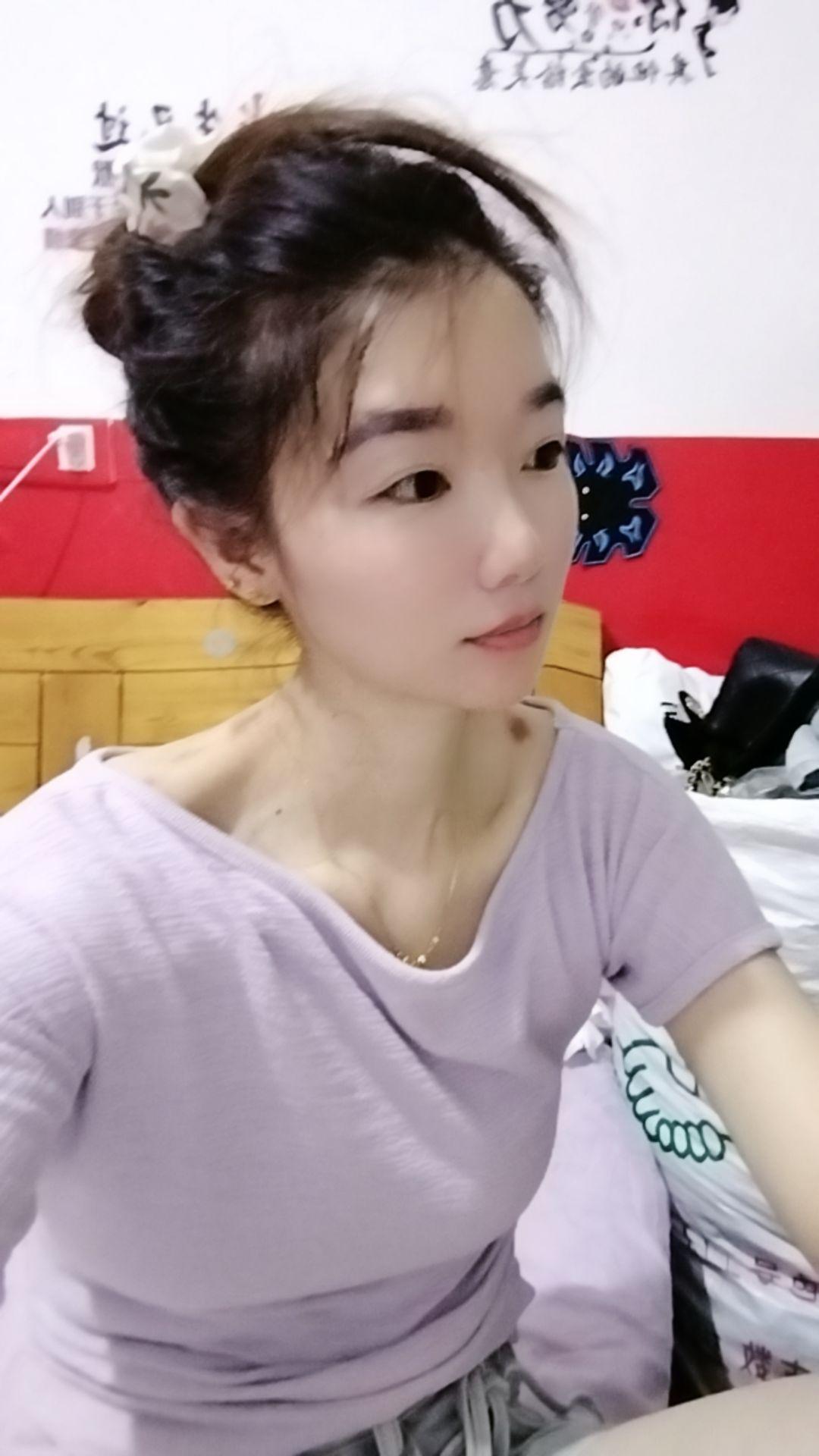 把钱财看重一点 ，人情味看淡一点，除了赚钱其实不需要太多的社交，最好的...