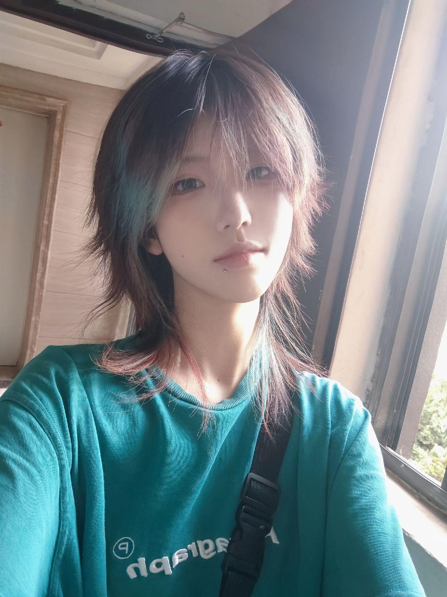 短发 le 姛 狮子座