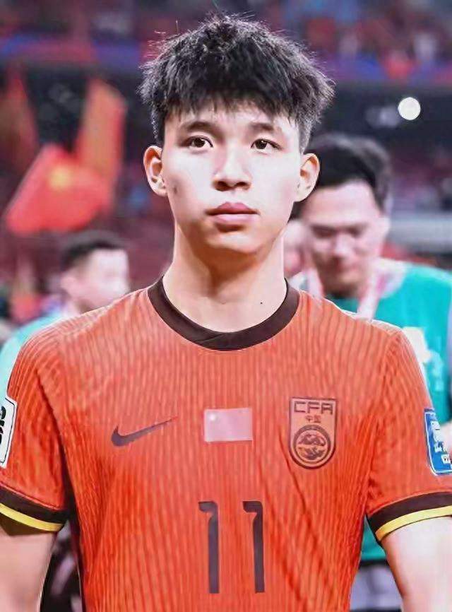 U23国足时隔28年摘亚运铜牌，门将李昊霸气回应点球战术水瓶风波