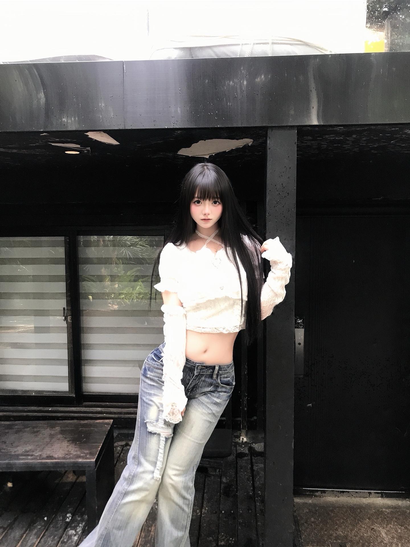 吃醋这么小气的事 我该怎么跟你讲。