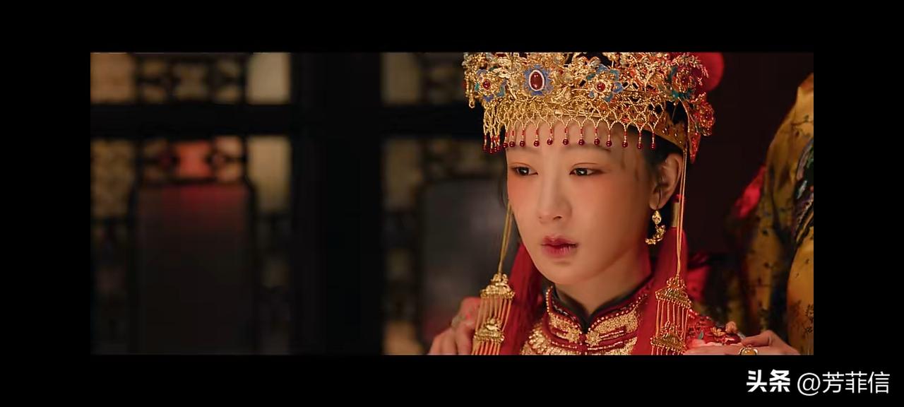 从13岁进青楼着红装，到成为4个姑娘的妈妈，都拍出来了！
还得是人物传记题材，就