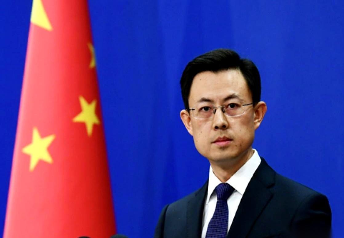 2026年4月19日，阿曼湾的平静被一阵密集的炮击声彻底撕碎。
美军“斯普鲁恩斯