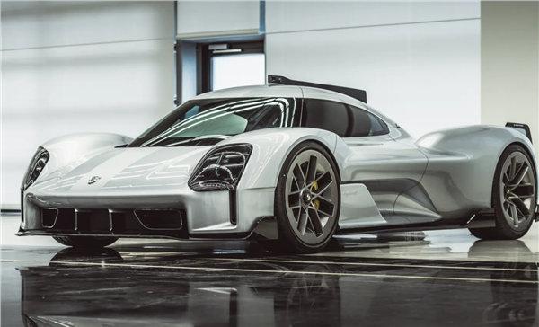 保时捷的超跑DNA再动
自 2015 年保时捷 918 Spyder 停产以来，