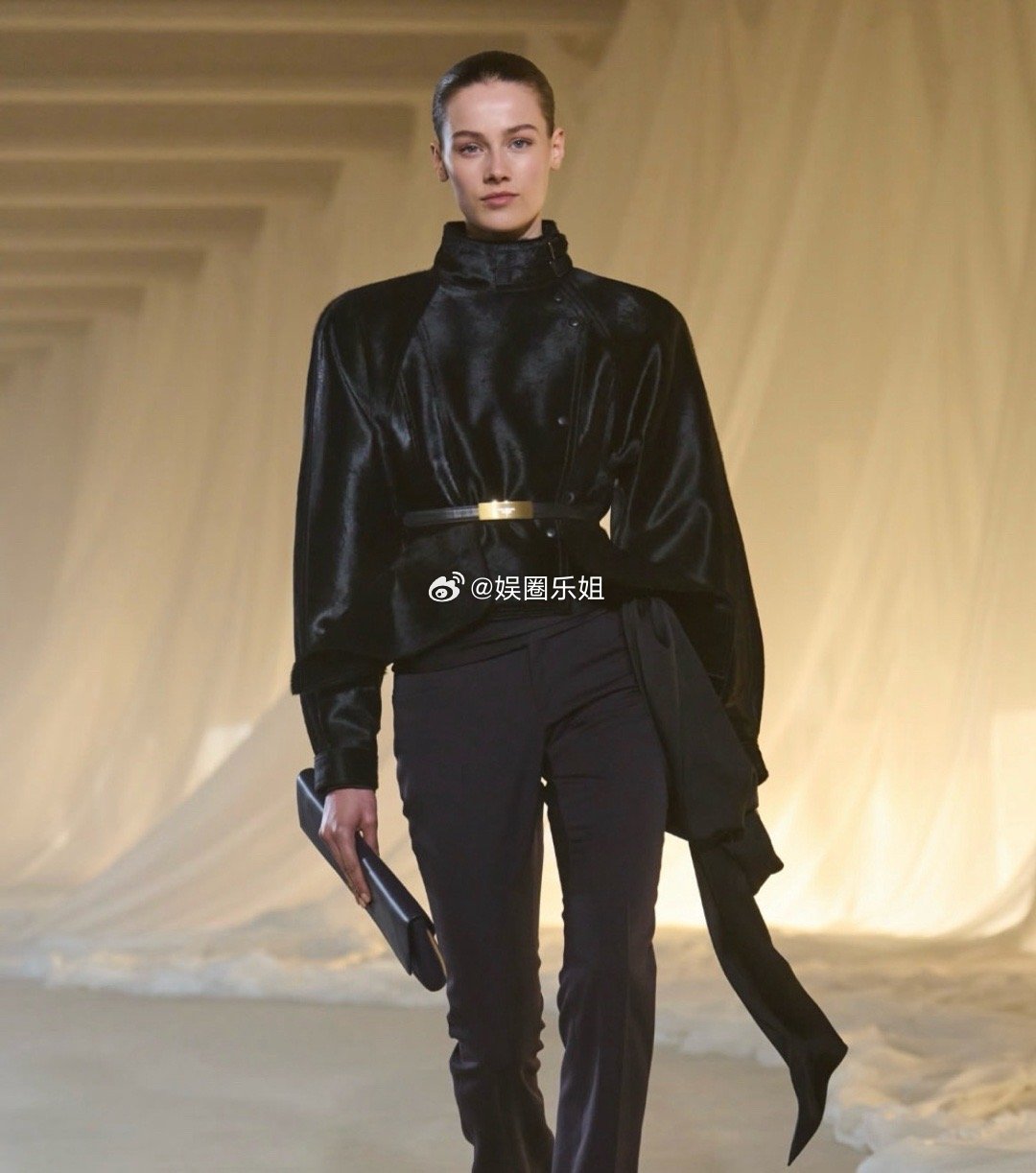 Balmain 2026 秋冬系列大秀启幕，新任创意总监 Antonin Tro