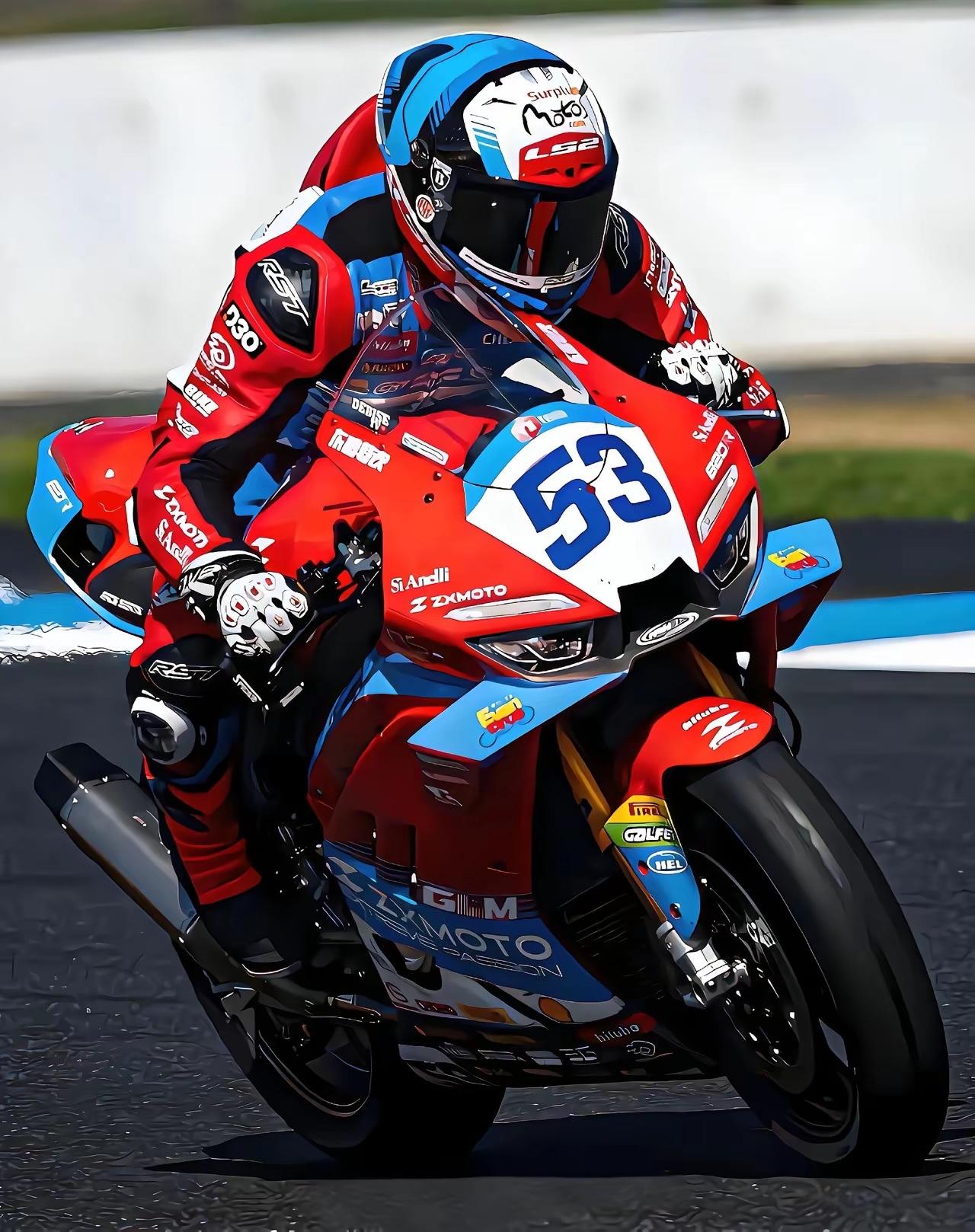 今天知道张雪的师傅是牙哥，他的梦想是制造飞机，让中国制造的飞机走向全世界，看他的