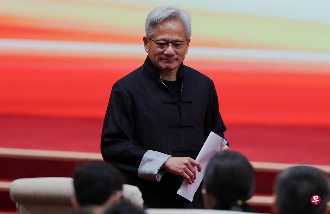老黄夹克换唐装了 ​​​