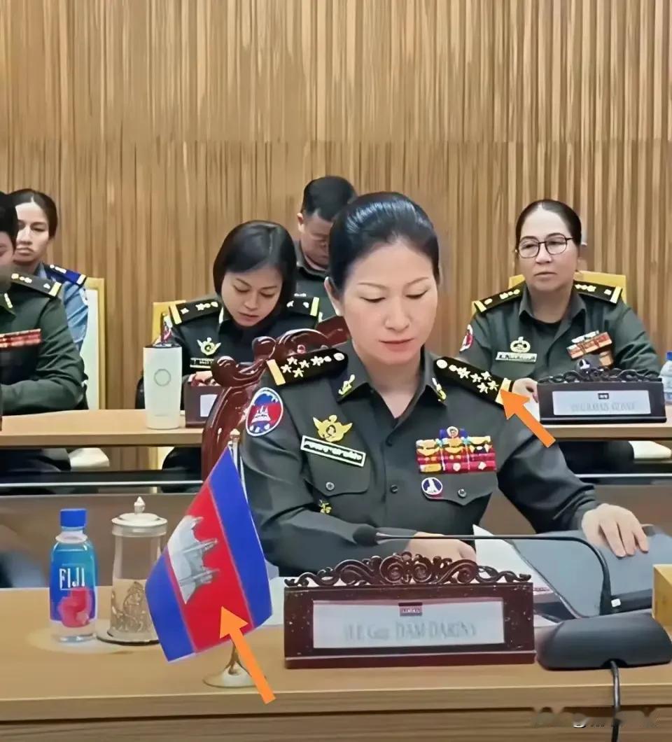 世界各国军队将军士兵比例排行榜
将军图 

全球各国“将军:士兵”比例无统一权威