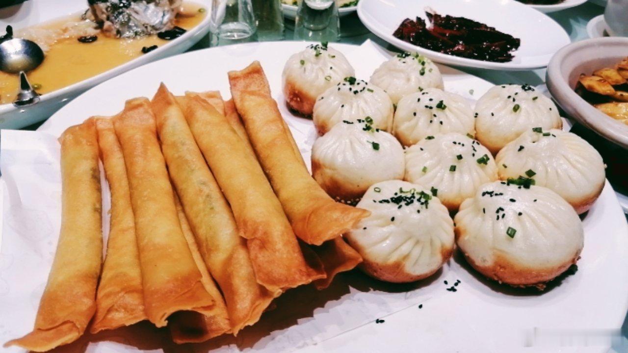 廊亦舫晚餐 上海·廊亦舫Lang Yi Fang Restaurant(环龙路店