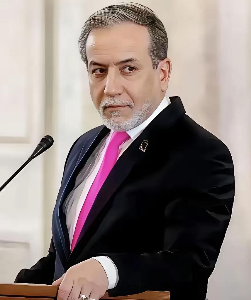 美伊核和谈的椅子，欧盟又没坐上

伊朗外长近日泼来一盆冷水：“慕尼黑马戏表演”—