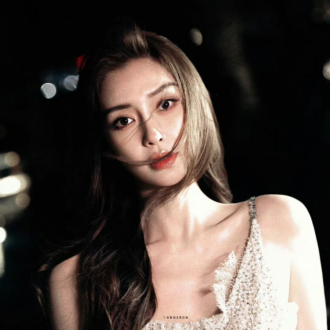 angelababy yyangelababy “愿你像花蕾一样绽放，像嫩芽野蛮