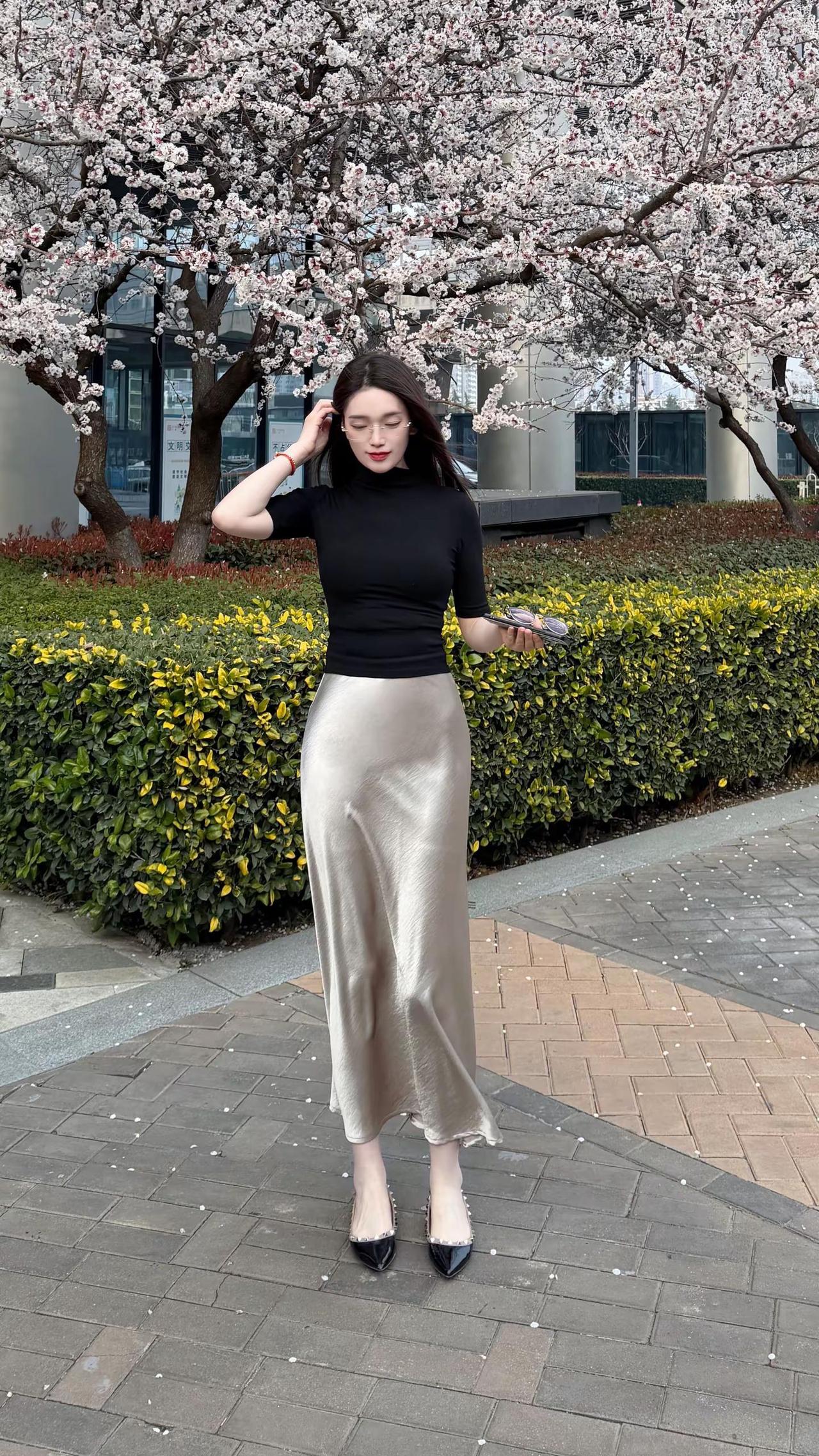 装斯文好累 还好我是真斯文醋酸裙