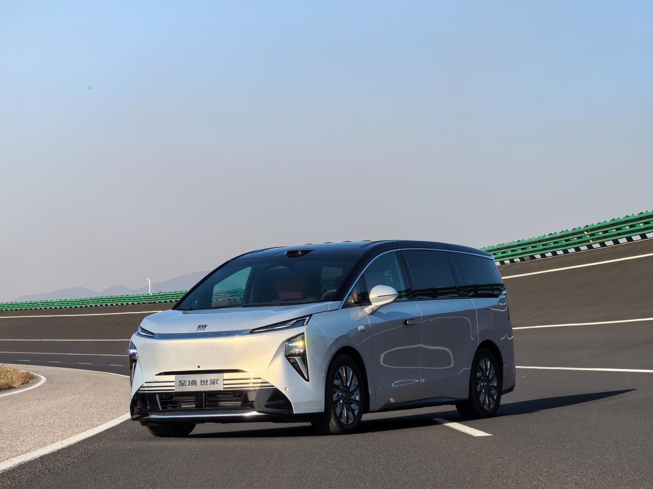 43.99万起的别克至境世家值不值这个价？看完发布会如果你还在犹豫，我再聊点发布