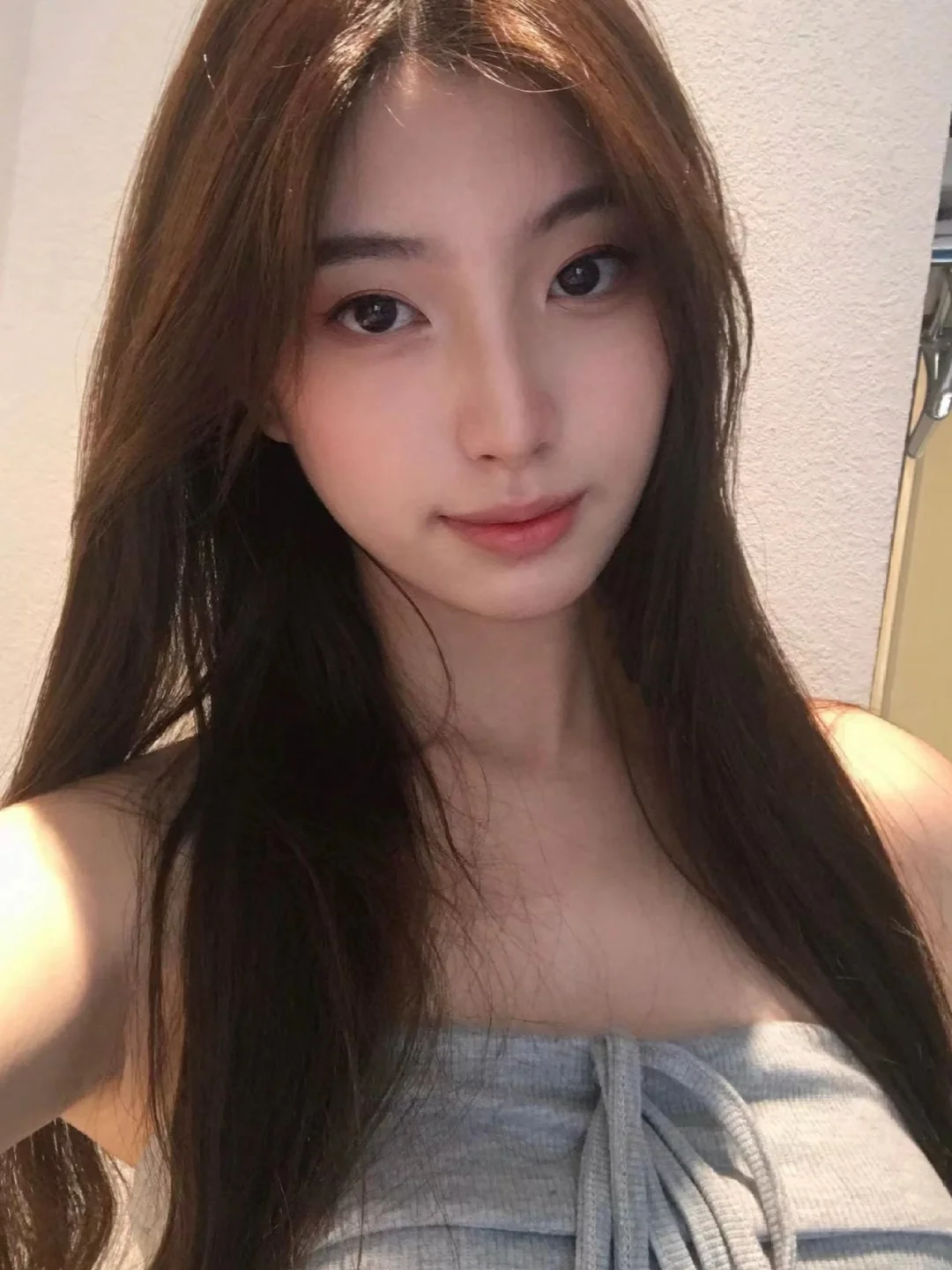 20+女大勇闯轮廓固定