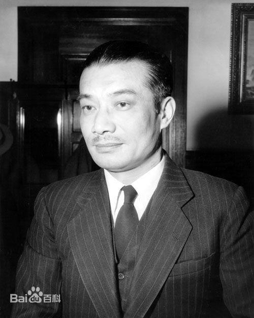 “在日本的侵略战争中，中国受侵略最深，抗战最久，牺牲最大，而英国却只是一味地忍受