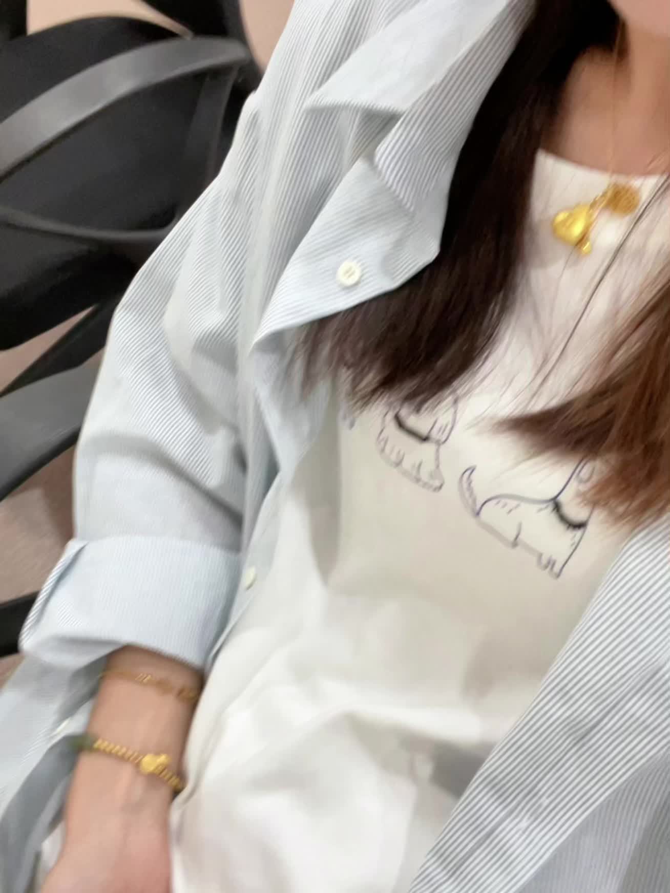 要像农民一样思考，把读研的三年当成一场耕种。不要冲庄稼大吼大叫——保持...