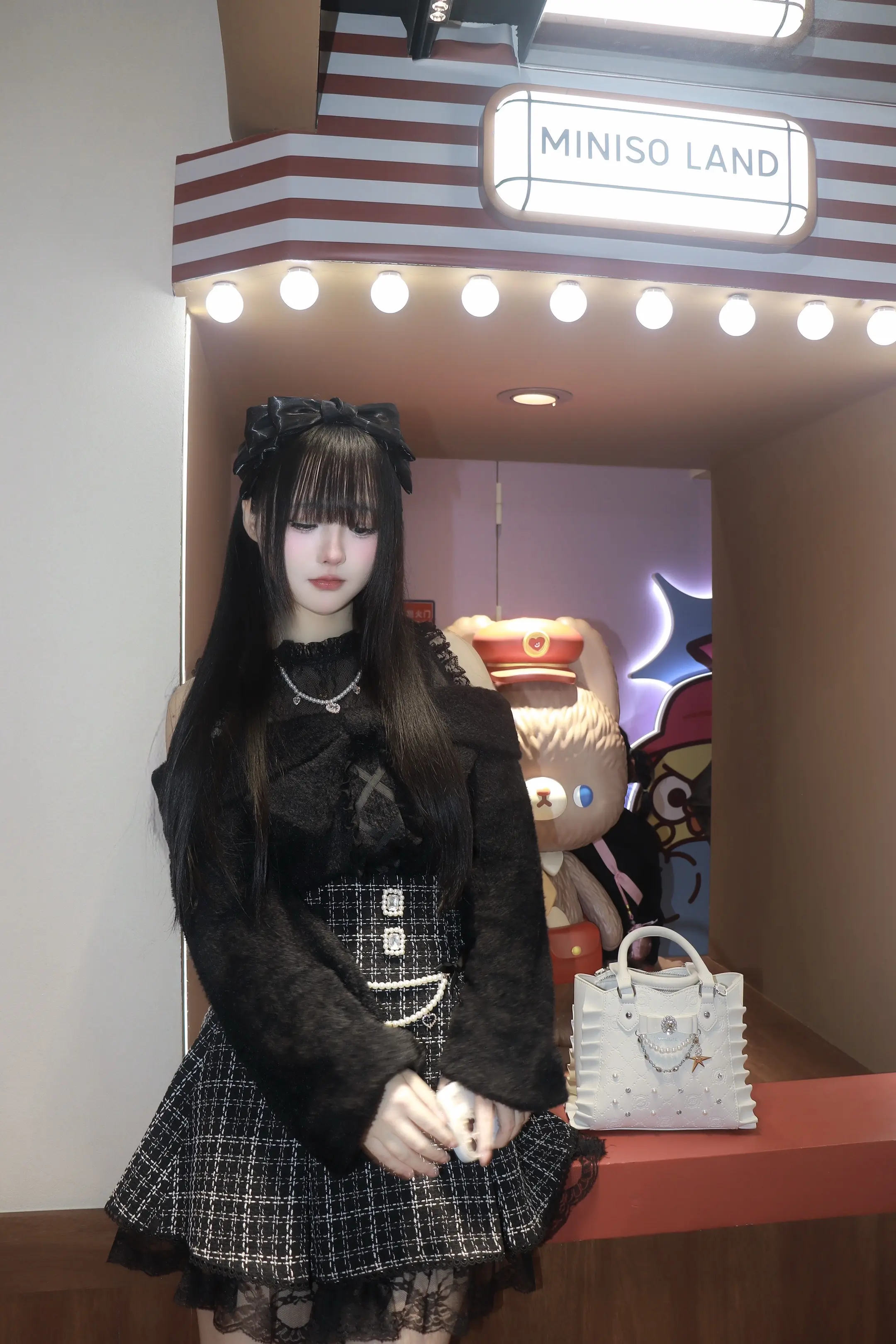 你的退路太多 我捧着这份真心也无言以对