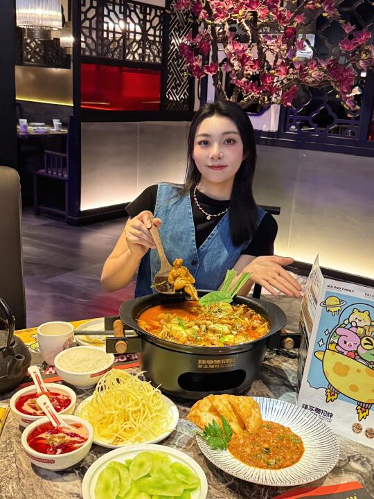 五一假期，来这里！！牛蛙新口味真的吃不腻！！