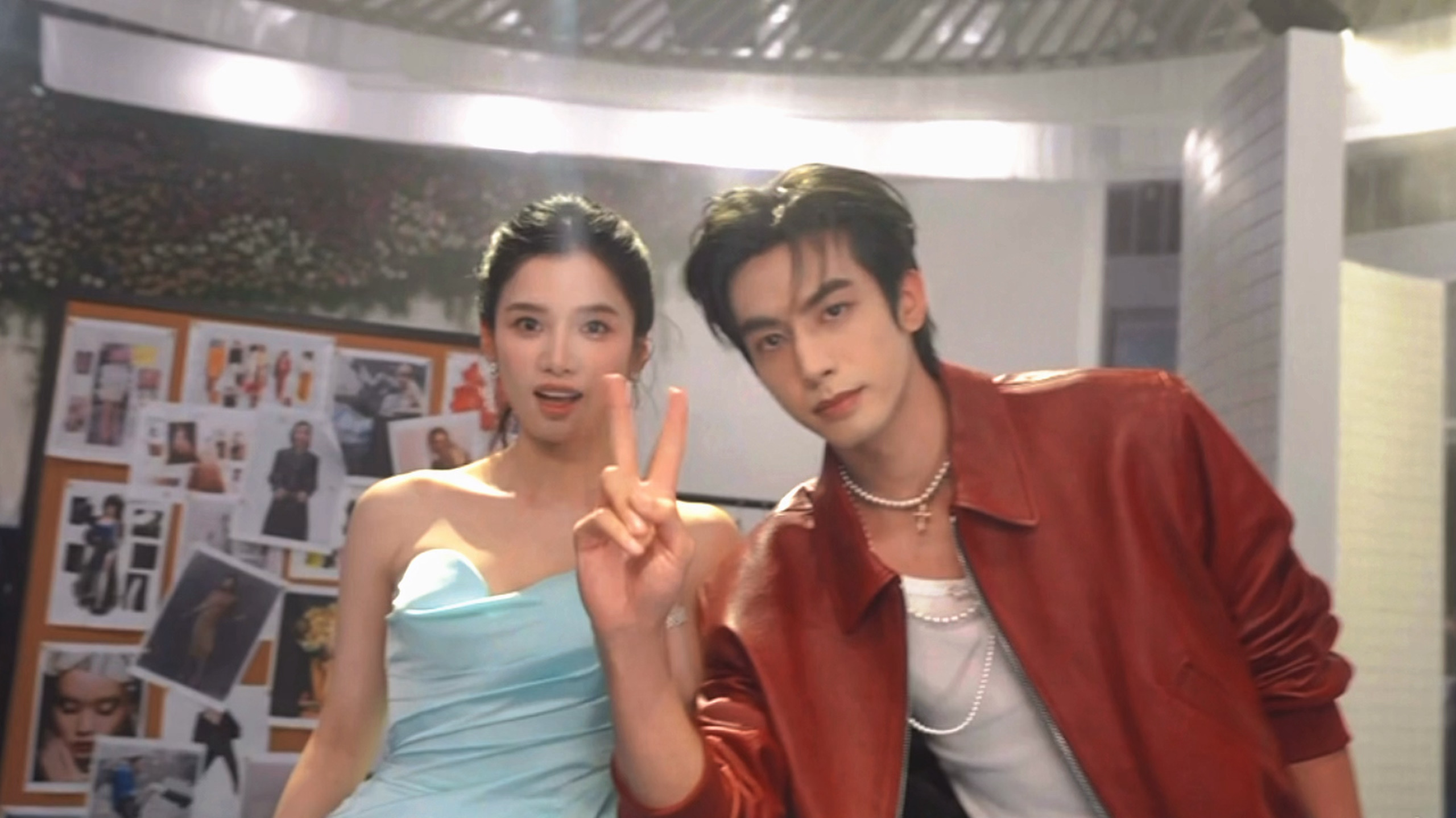 🦴哥妹同框有✌🏻VOGUE红毯 ​​​