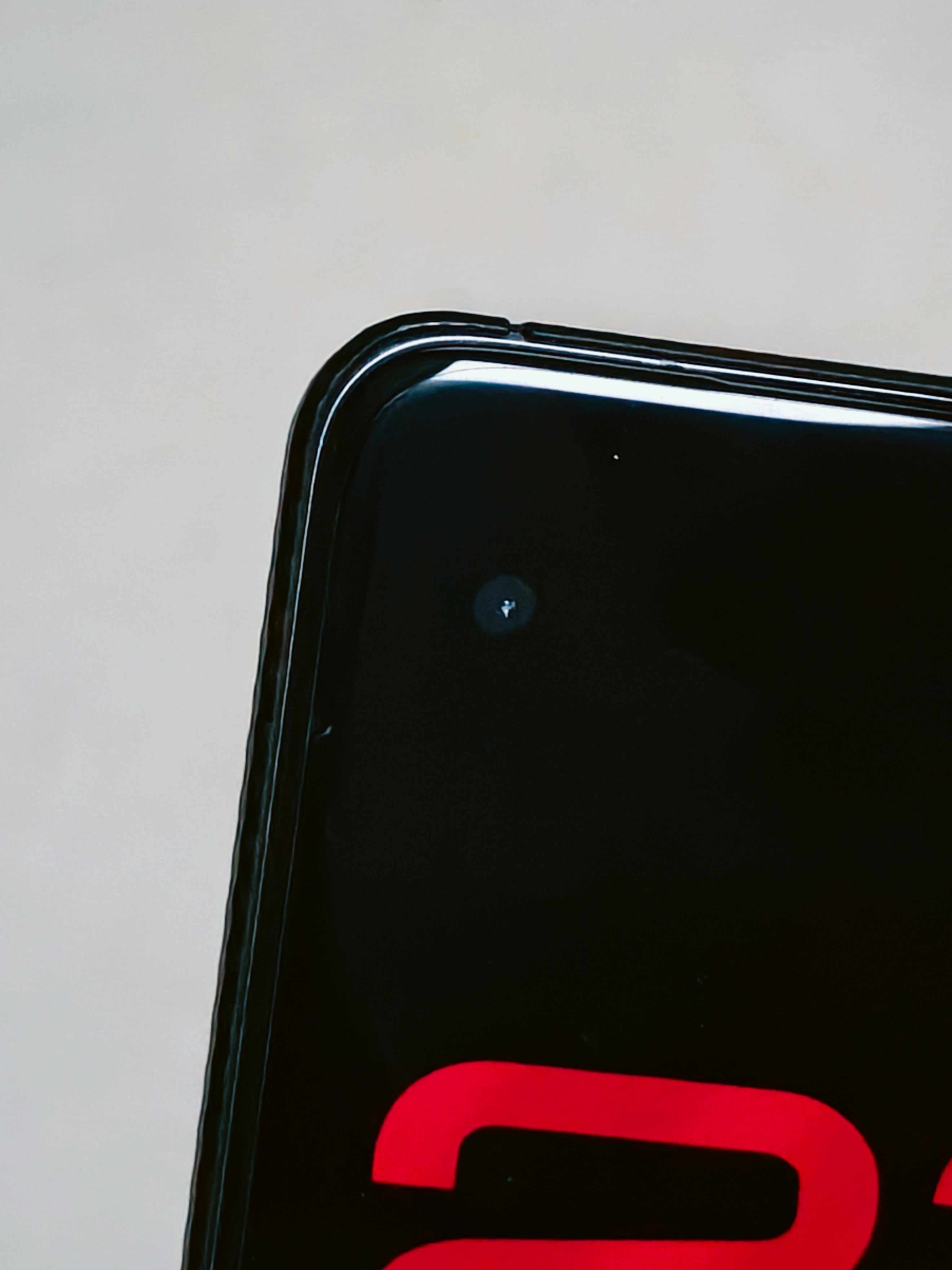 vivo X200 Ultra被毛豆干了一口，明天去售后看看，希望没事～