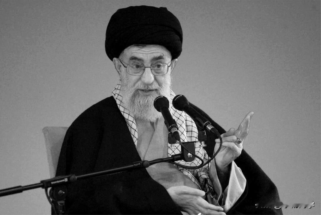 这一刀，是真的砍到天花板上了。

伊朗国家电视台亲口确认：阿里·哈梅内伊死亡。8