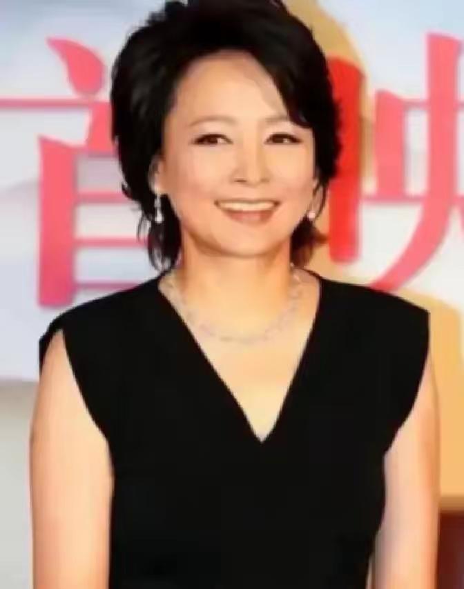 张瑜今年66岁了，没有子女，但在江西九江牯岭镇河西路19号，有一座始建于1897