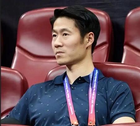 王励勤这次赌对了！乒超打到第三天，两个19岁不到的小将把国乒主力掀翻在地，王楚钦