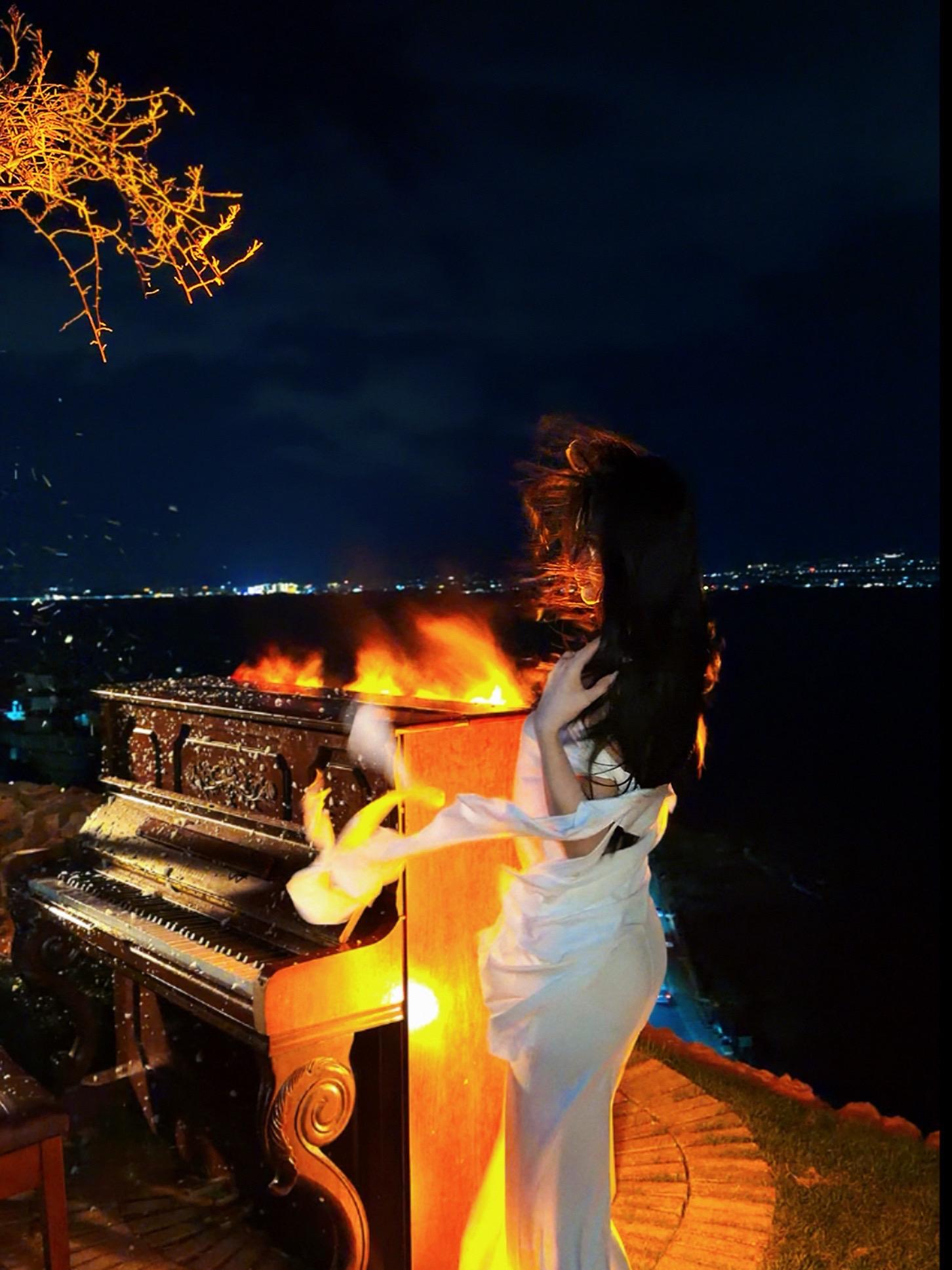 誓言夹杂着永远 再动听也会生锈