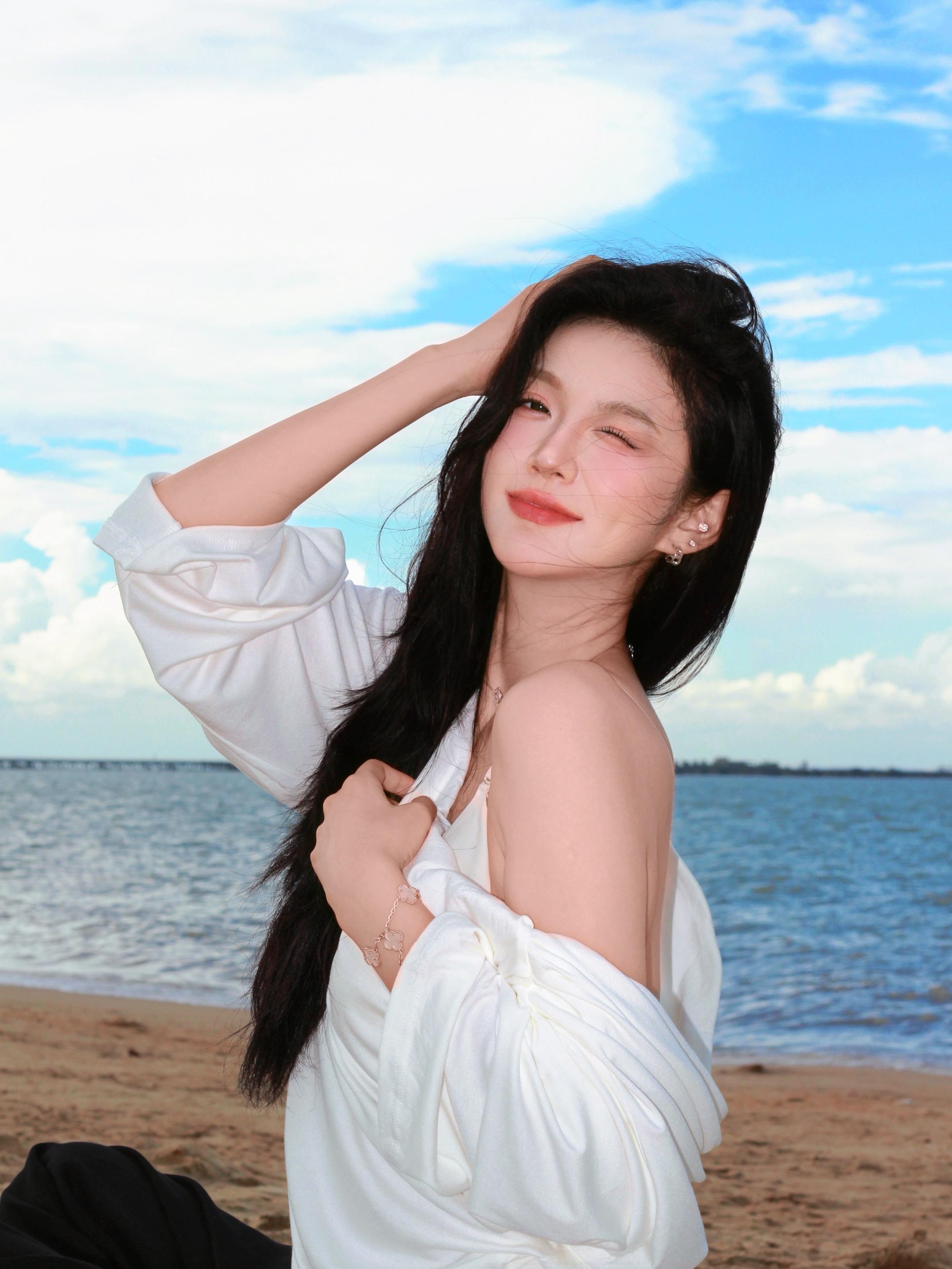 想回到见你的第一面。