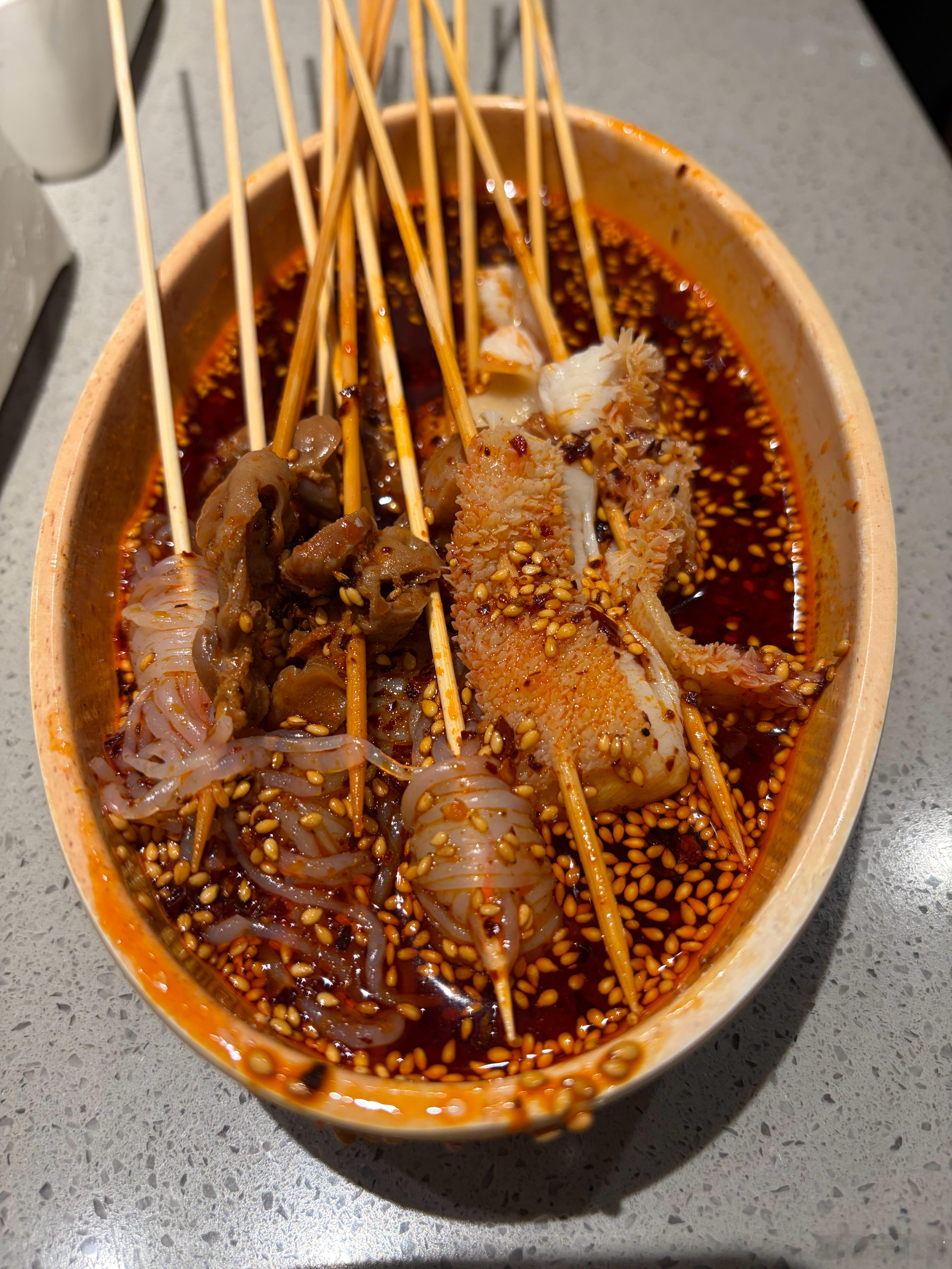 还是在成都吃的钵钵鸡香。我的美食日记