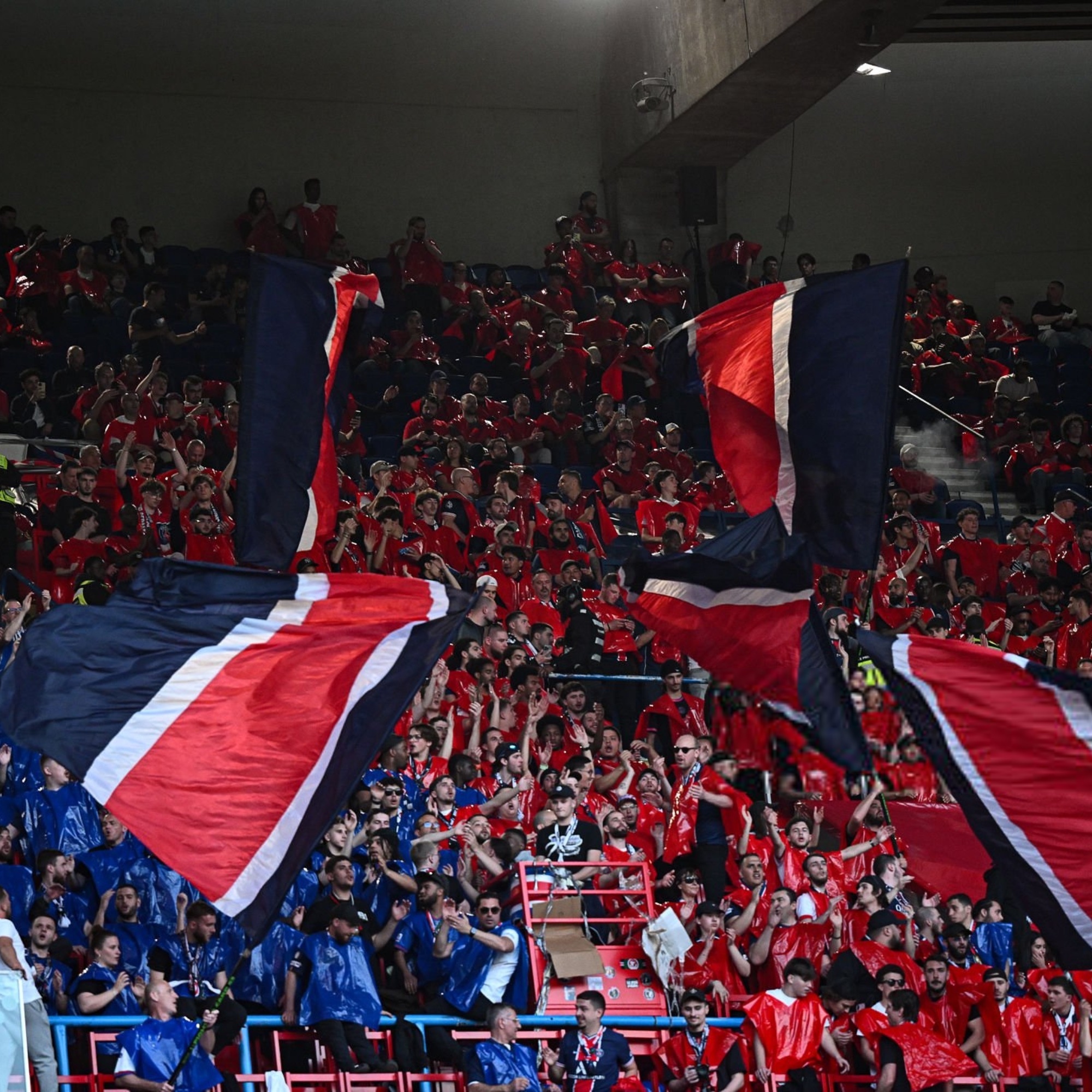 欧冠  三千巴黎人远征利物浦🚨 𝟯𝟬𝟬𝟬 𝗣𝗔𝗥𝗜𝗦𝗜𝗘