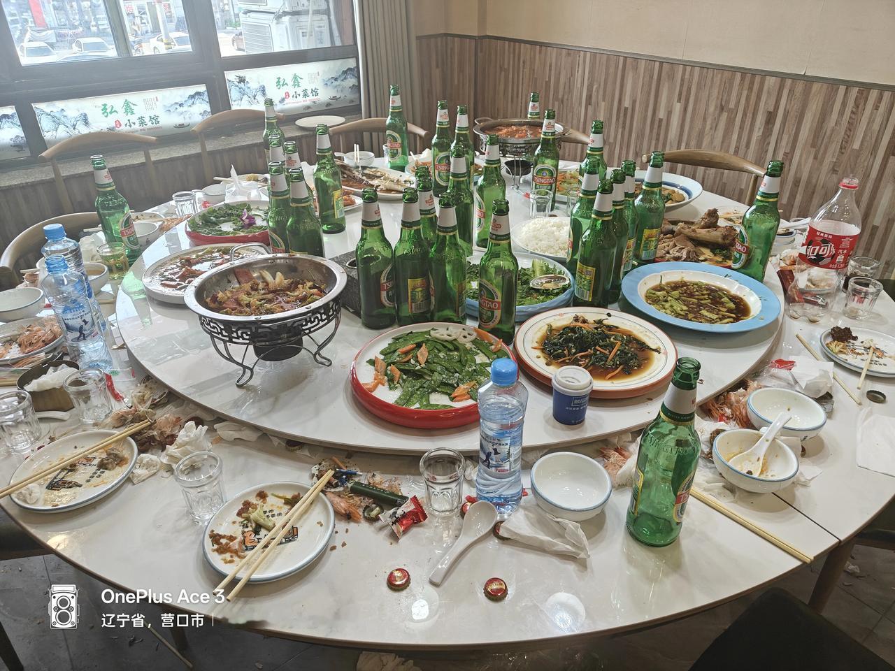 80后大强子在儿子升学宴上的讲话：

各位来宾，借着今天这个喜庆的日子，我想对我