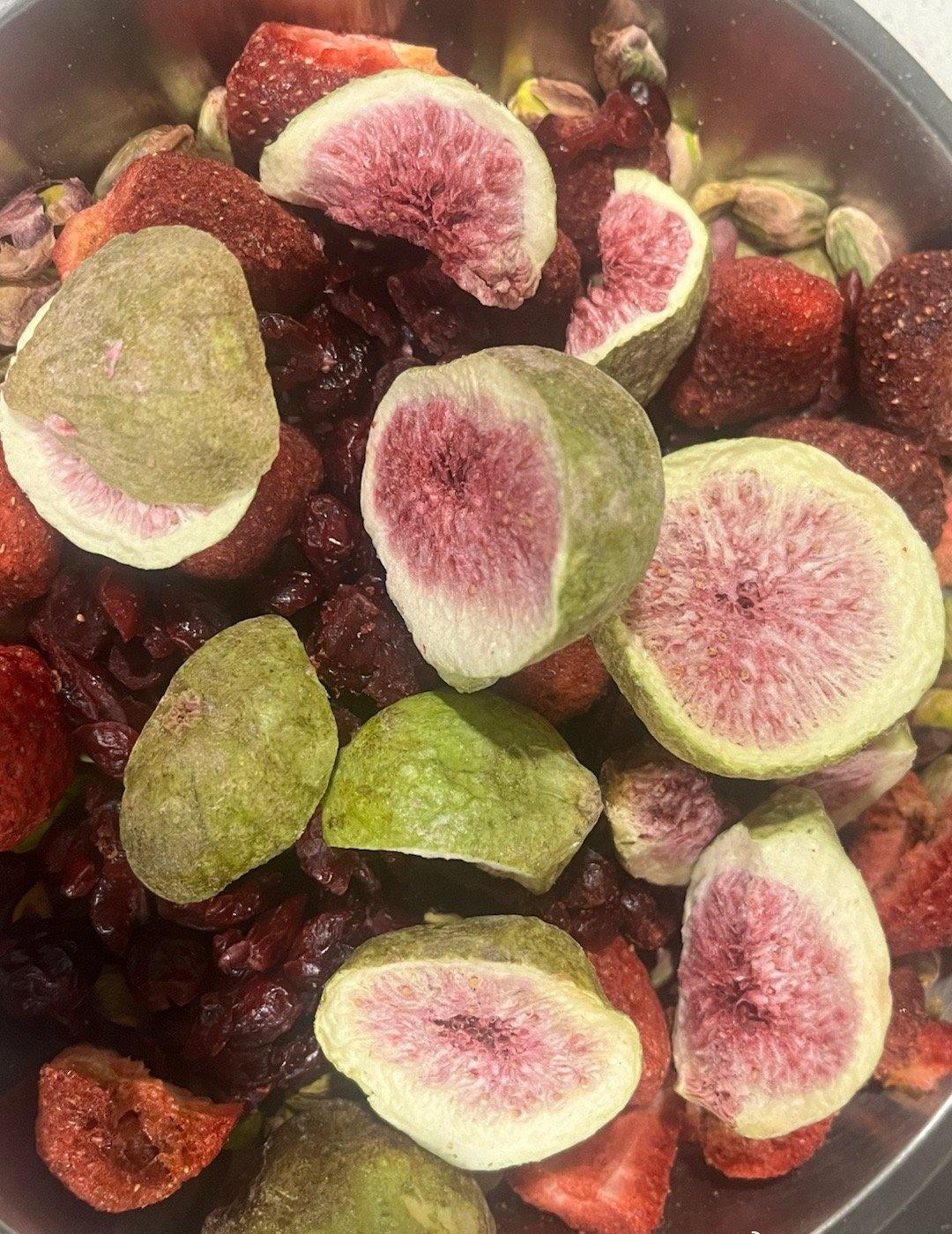 我的年货在路上了
这两天都是空一会做一会

一中国公民在新加坡赌博跳楼身亡
20