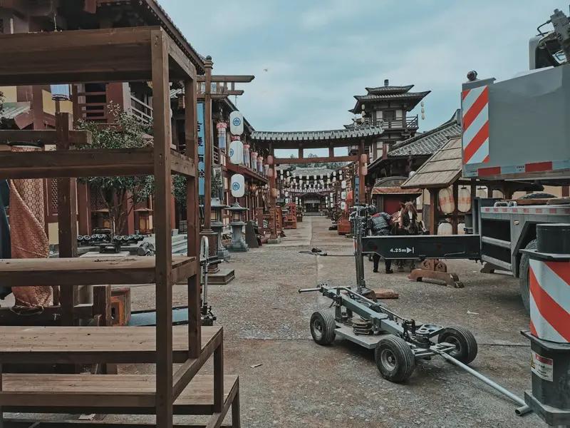 有一说一，管制审查等等，确实影响了我国的文艺影视发展。主要问题就是，男性观众最感