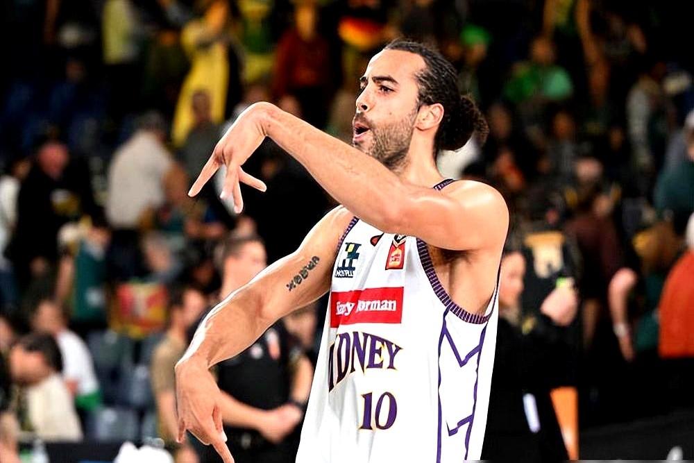 刚打完生涯最佳一战，就可能要走人？

辽宁男篮昨晚打南京同曦，最多落后18分，眼