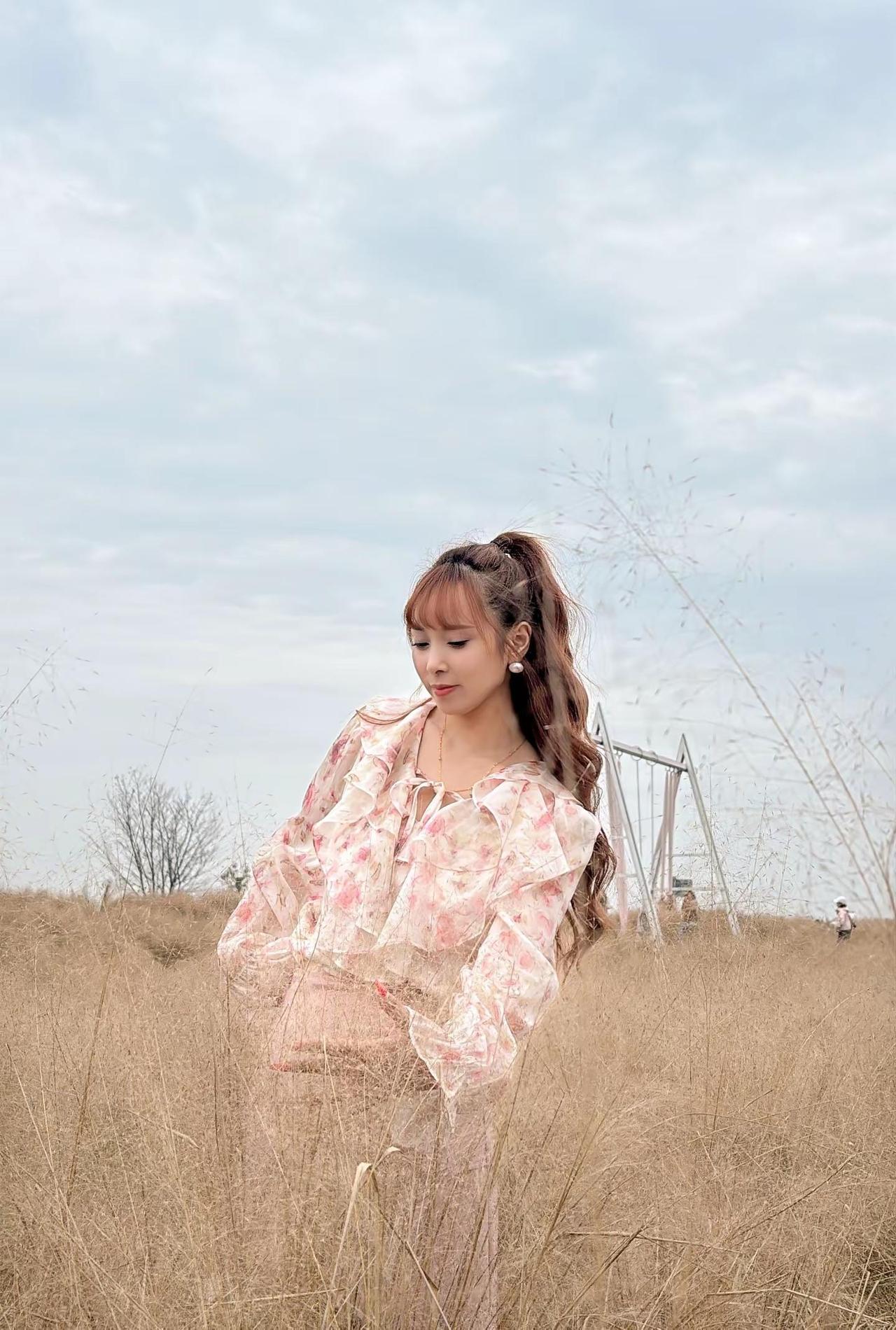 88年的龙虚岁38岁！离婚11年，她还是跟20岁的时候一样，没有傍大款的想法，也