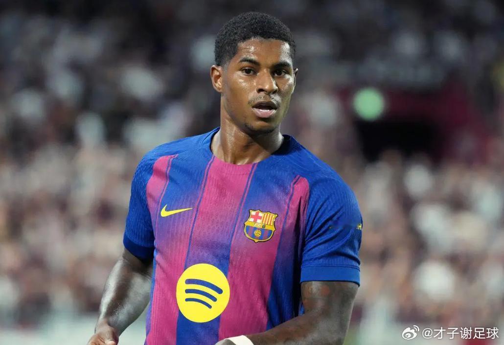 据知名转会记者斯基拉报道，巴萨与拉什福德的团队进行了一次积极的会面，巴萨方面希望