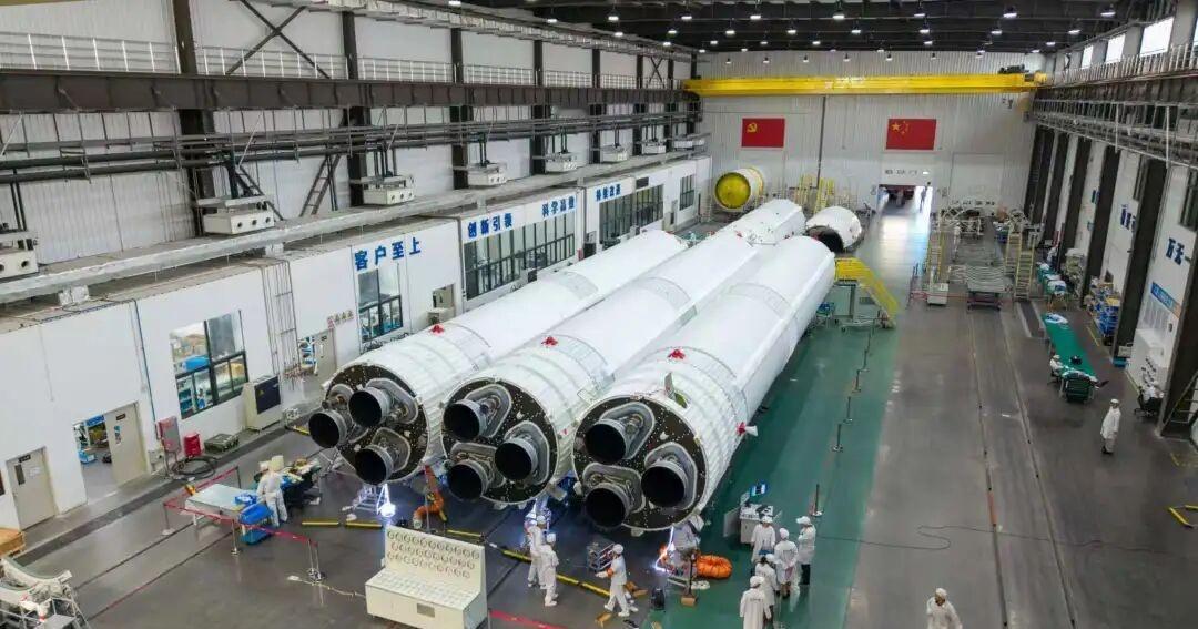 【“一箭18星”里程碑突破 力箭二号遥二运载火箭顺利出厂 助力我国低轨星座规模化
