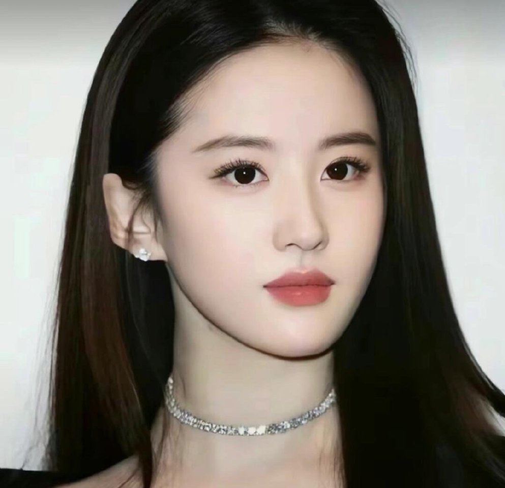 刘亦菲从出道起来就美的惊天动地！ ​​​