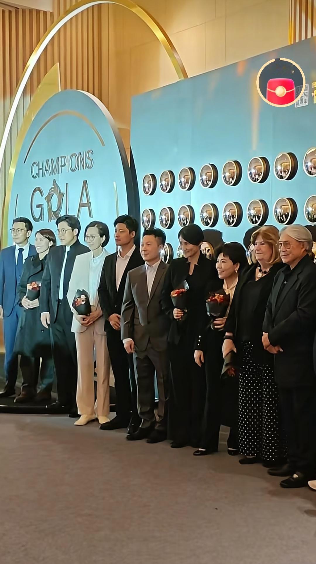 12月12日，由霍英东体育基金会、波司登以及VOLVO冠名的冠军之夜活动举办，体