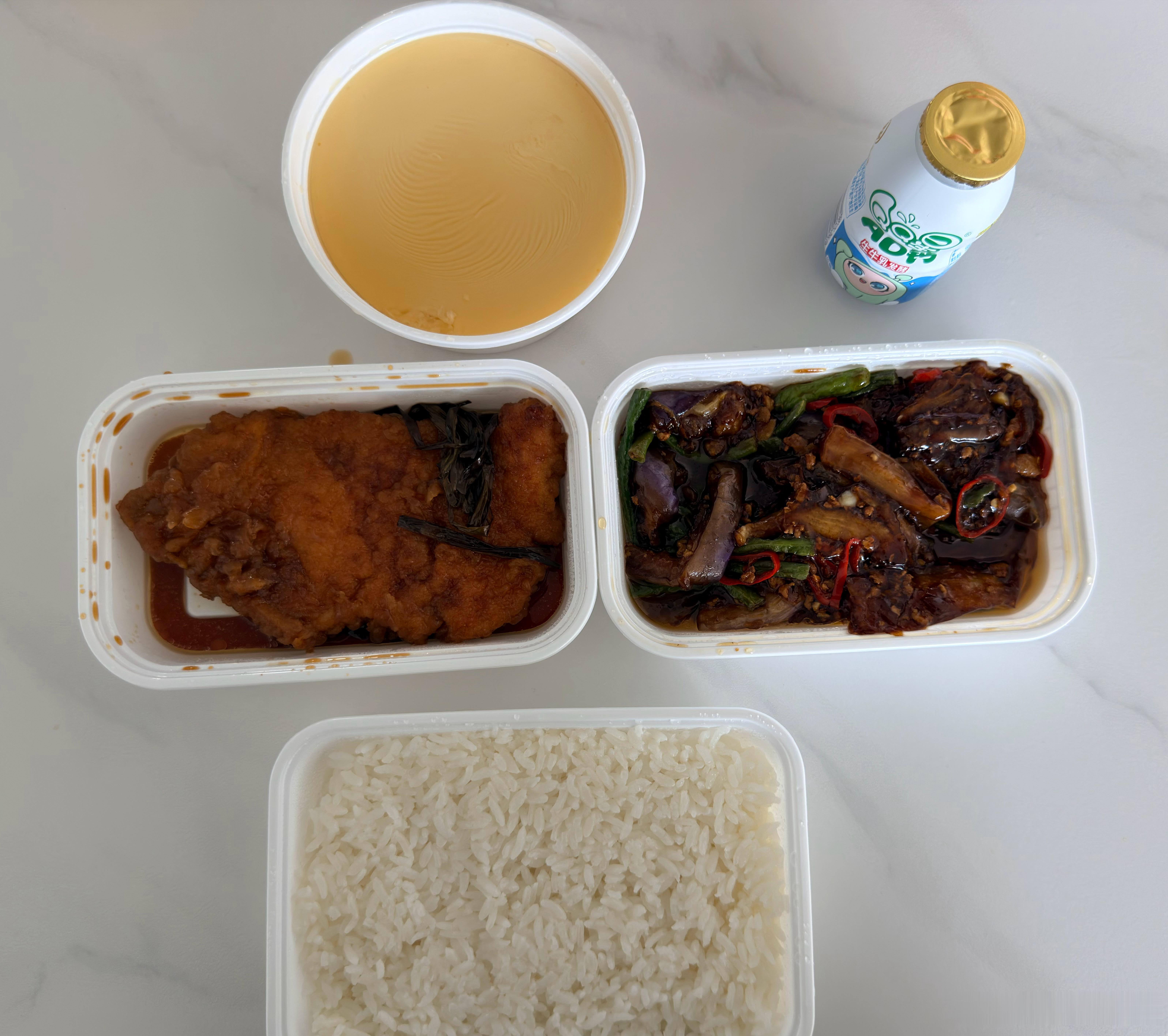 又试了试乡村基，果然点本帮菜系的菜好吃多了。应该就是本地化适应搞的辣菜不会做了