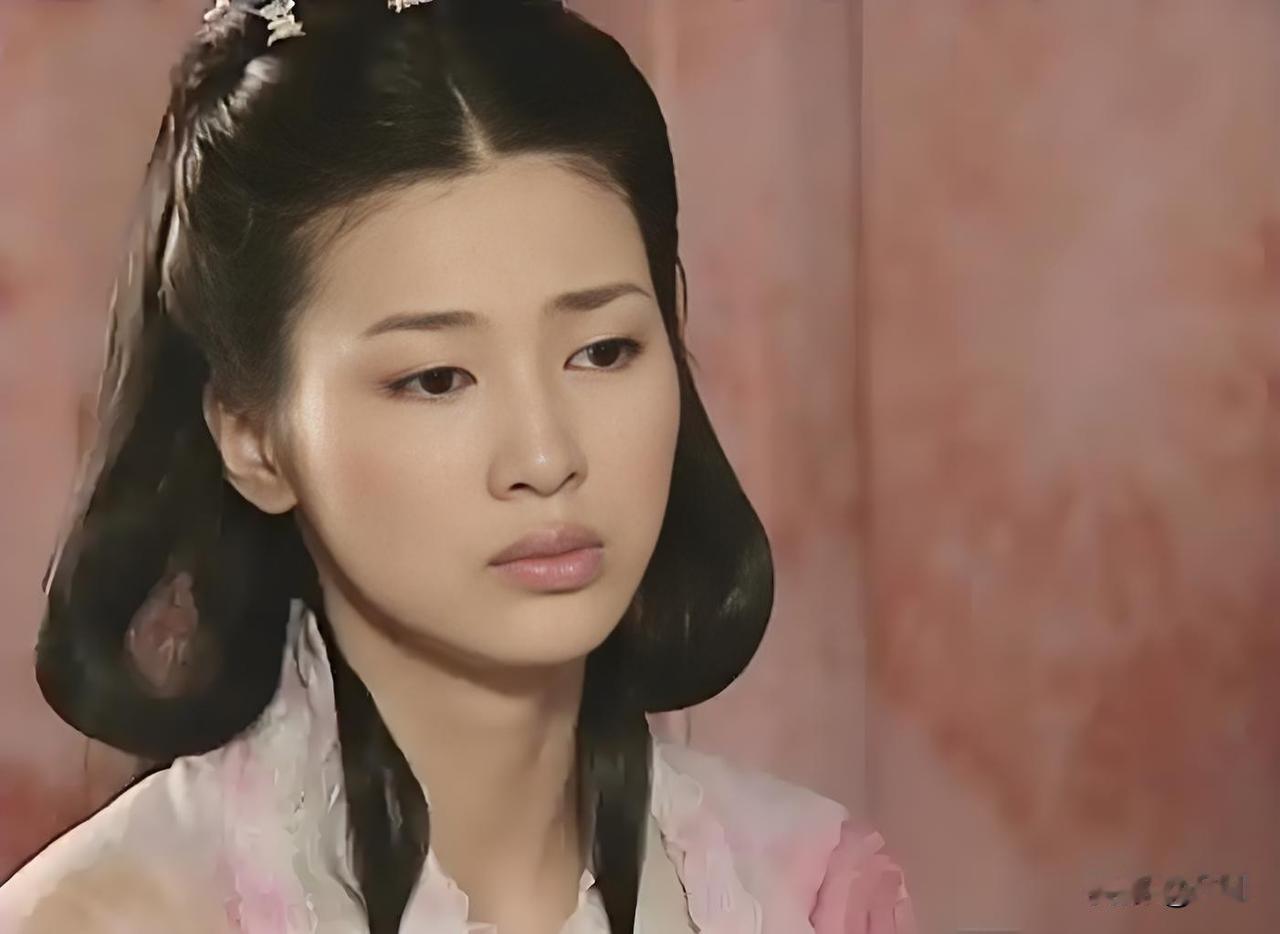 古装剧中“垂耳兔”造型的女明星，童蕾，林心如，黄娟，毛晓彤，孟子义，谁美？